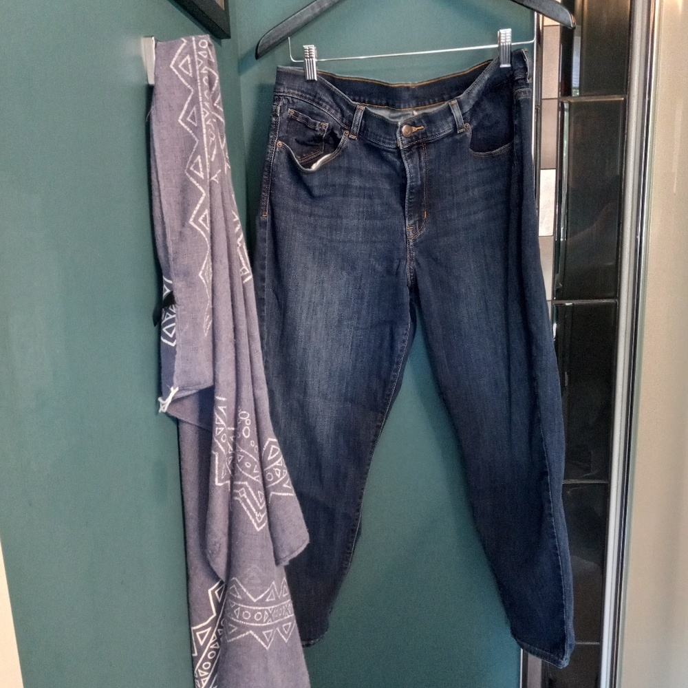 Levi's Mid-Rise- Women's- SZ 14